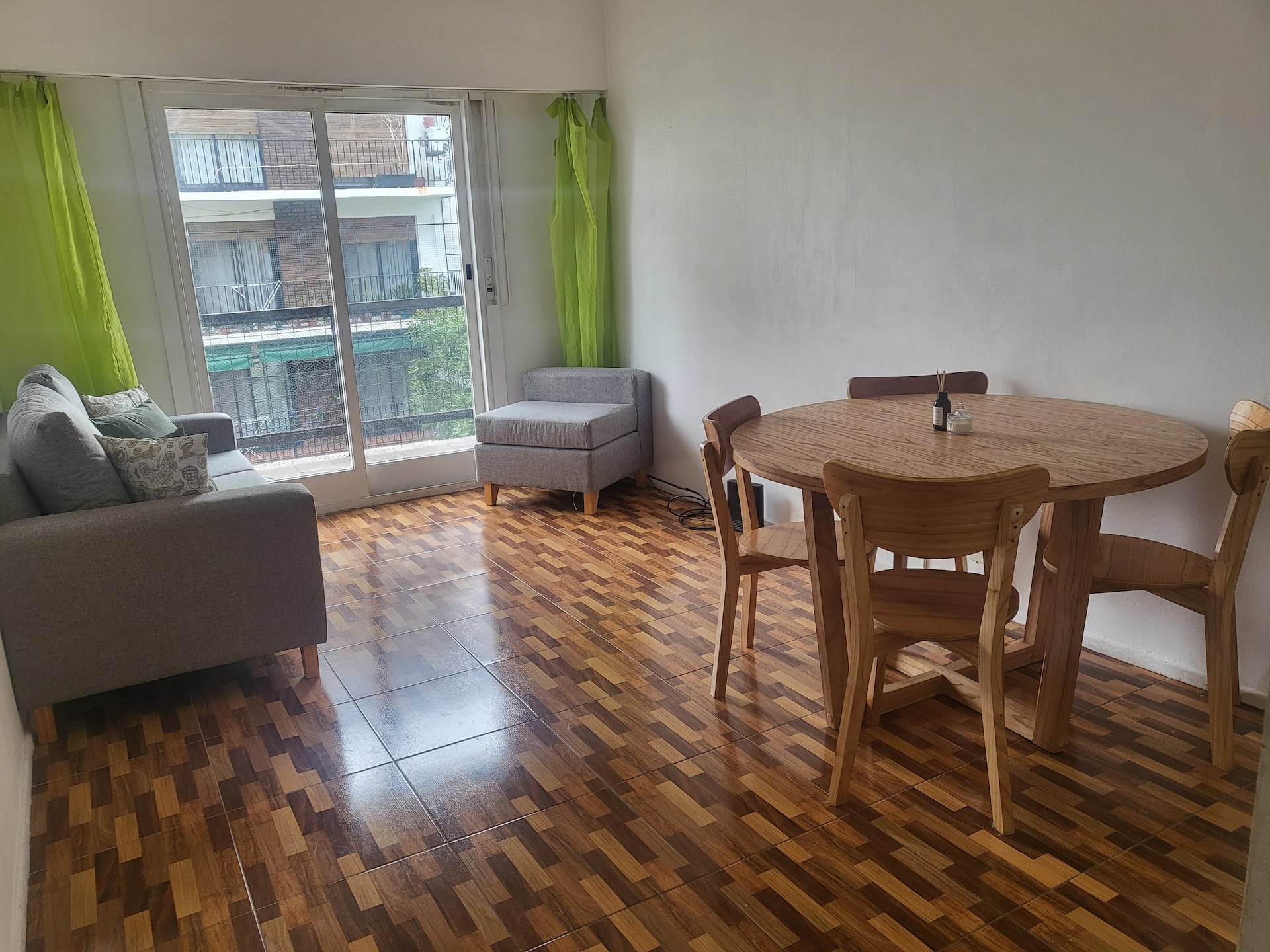 Apartamento de dois quartos em Colegiales