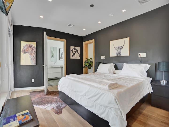 Disfruta del lujo de una habitación bien diseñada.