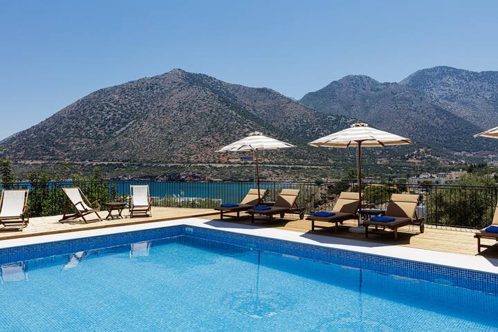 The White House of Bali, panoramic seaview villa gallery image 2