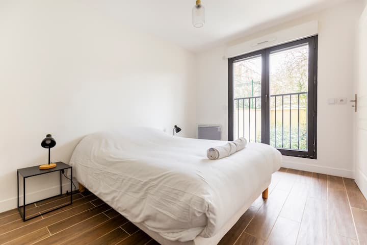 Habitación 1 con escritorio 