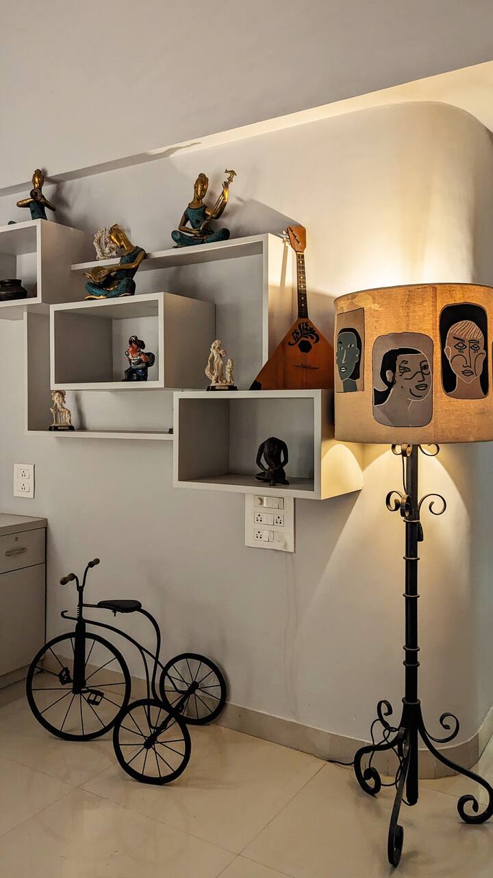 Living room 1 image 6