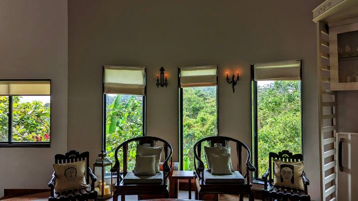 Living room 1 image 2