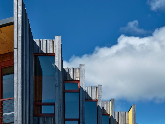 Iron Creek Bay Pavilions gallery image 3