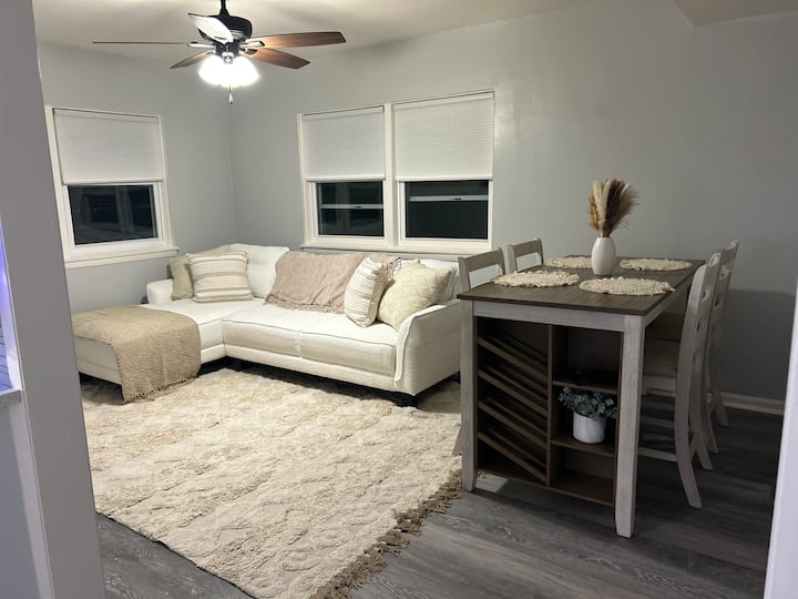 Boho Hideaway Loft Near Airport - Milwaukee