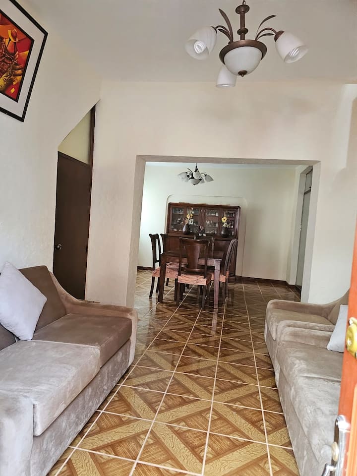 Casa Familiar En Arequipa - Arequipa