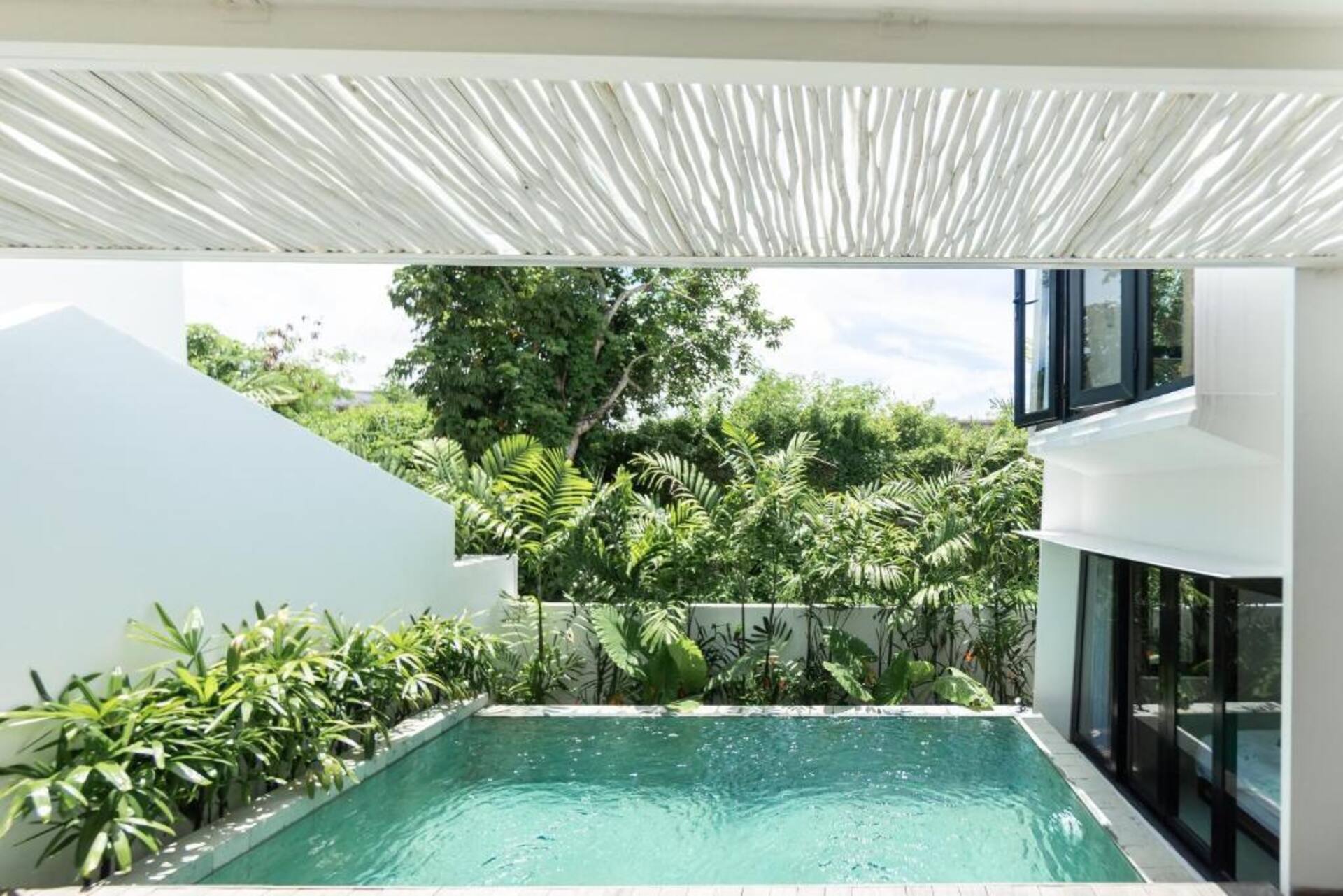 Minimalist Tropical Haven 2 Bedroom Private Villa in Canggu 3