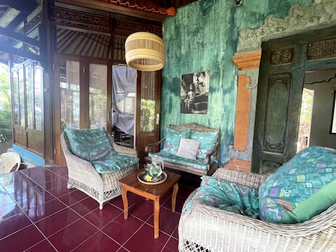 Blue Mandala Susa House Bondalem