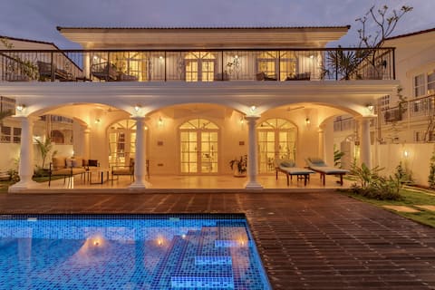 12 BR super luxury stay at Assagao with pool