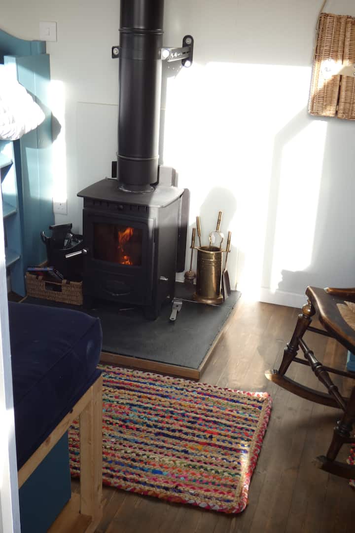 Little Willow Shepherd's Hut - Lincolnshire