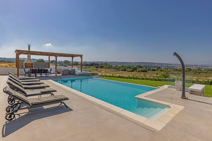 Mont Fleury Resort Azalea Villa gallery image 5