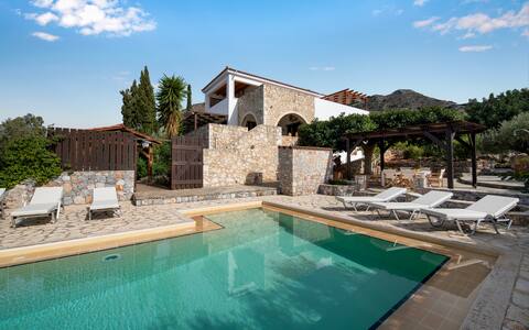 Villa Piper- Jacuzzi - Pool - Near The Beach