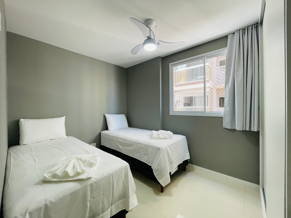 Ka 2 krevate tek, por shumë casalzim bashkohen me dy rsss 