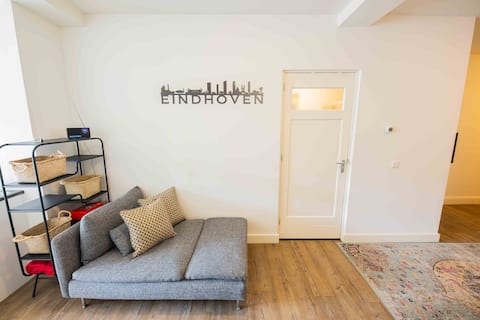 Stylish 50m² Two-Bedroom Apartment (SD-23-K)