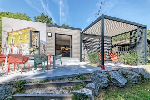 Top Airbnb: The Carousel Cottage à Nantes Nord