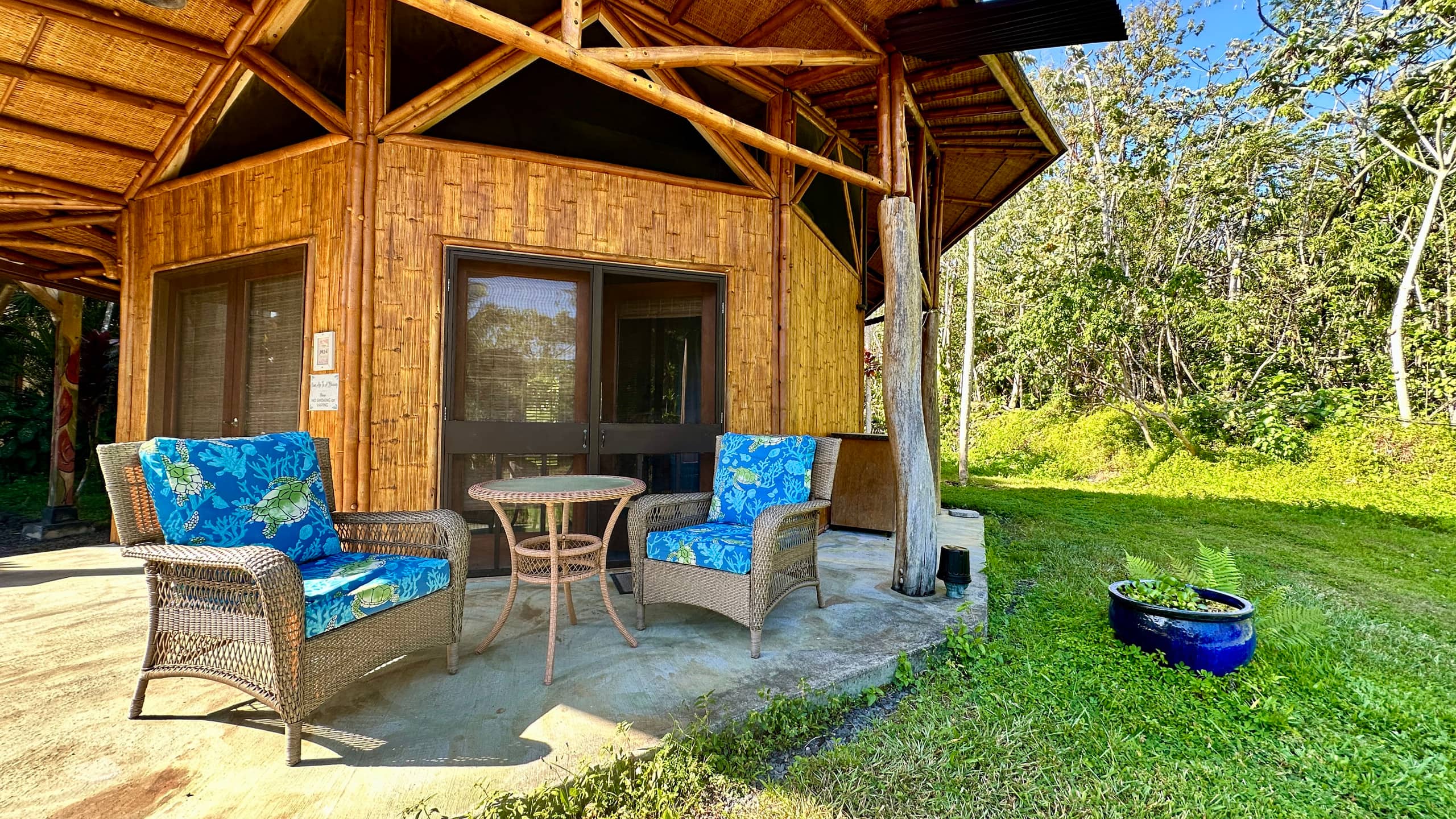Coastal Jungle Bamboo Cottage ~ 3 - Photo 7