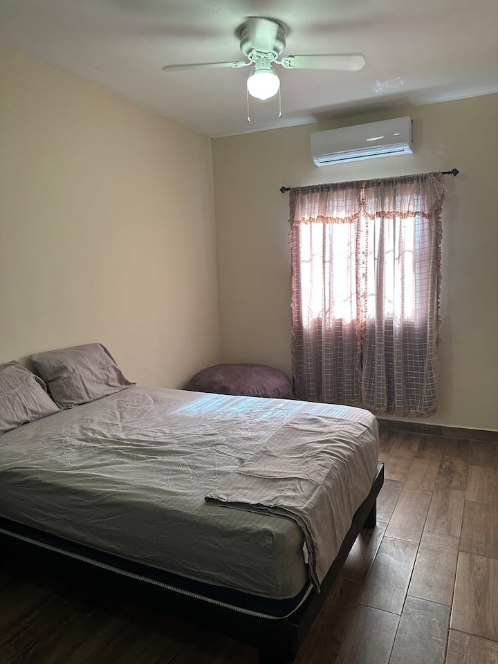 غرفة النوم 2