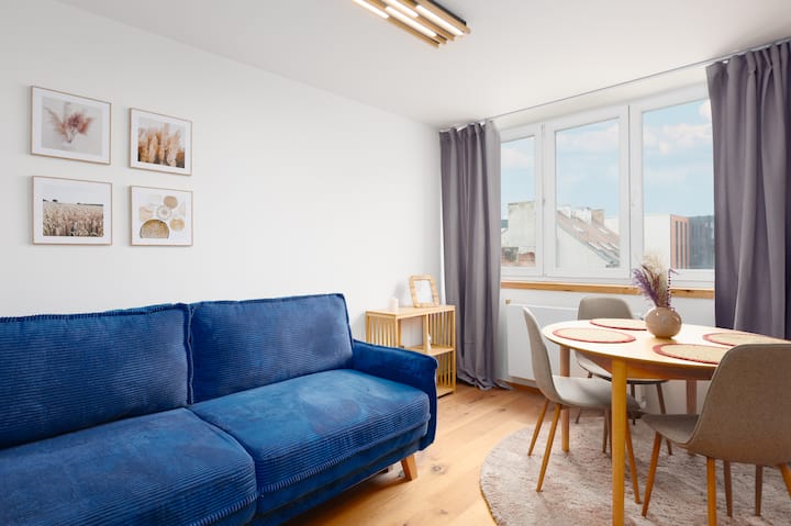 2 Bedroom Apt With Terrace And Garage Near Metro - Prague