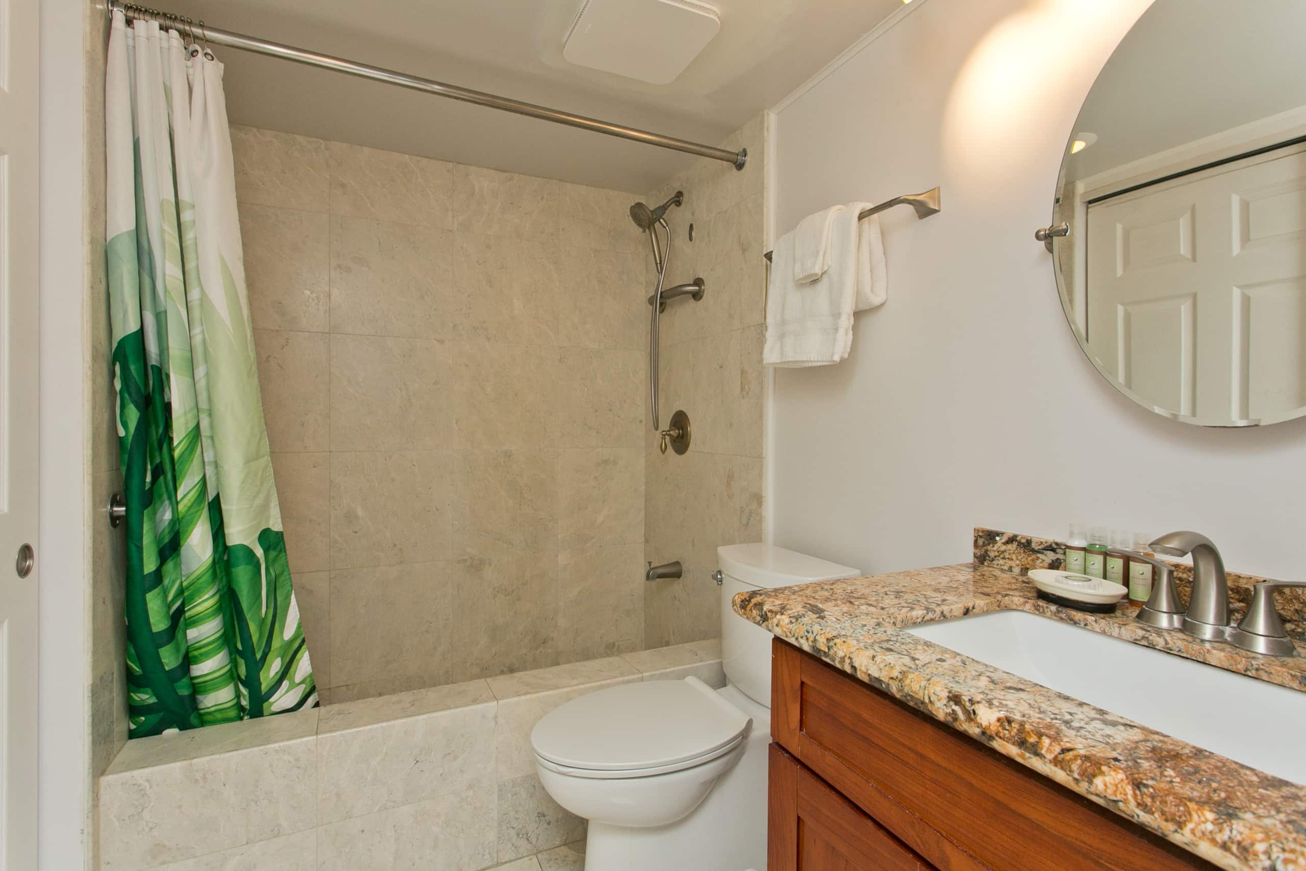 Oceanfront Oasis: Renovated Coastal Retreat - Image 10