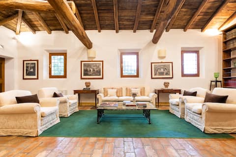 Ca' Palazzo Malvasia  Historical House