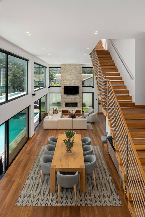 Hout Bay Jewel, Pool, Walk to Beach, Views!