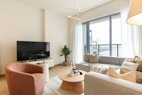 Successful Airbnb property: Dream stay in our Cozy 2BR in La Rive Community in Jumeirah First