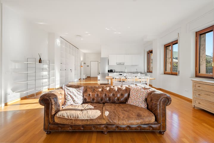 – 20% Luxury Duomo Retreat – Just 350m Away