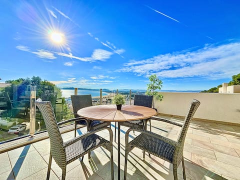 Villa with view & private pool