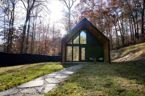 The Kinky Cabin - Unique Adult Themed A-Frame