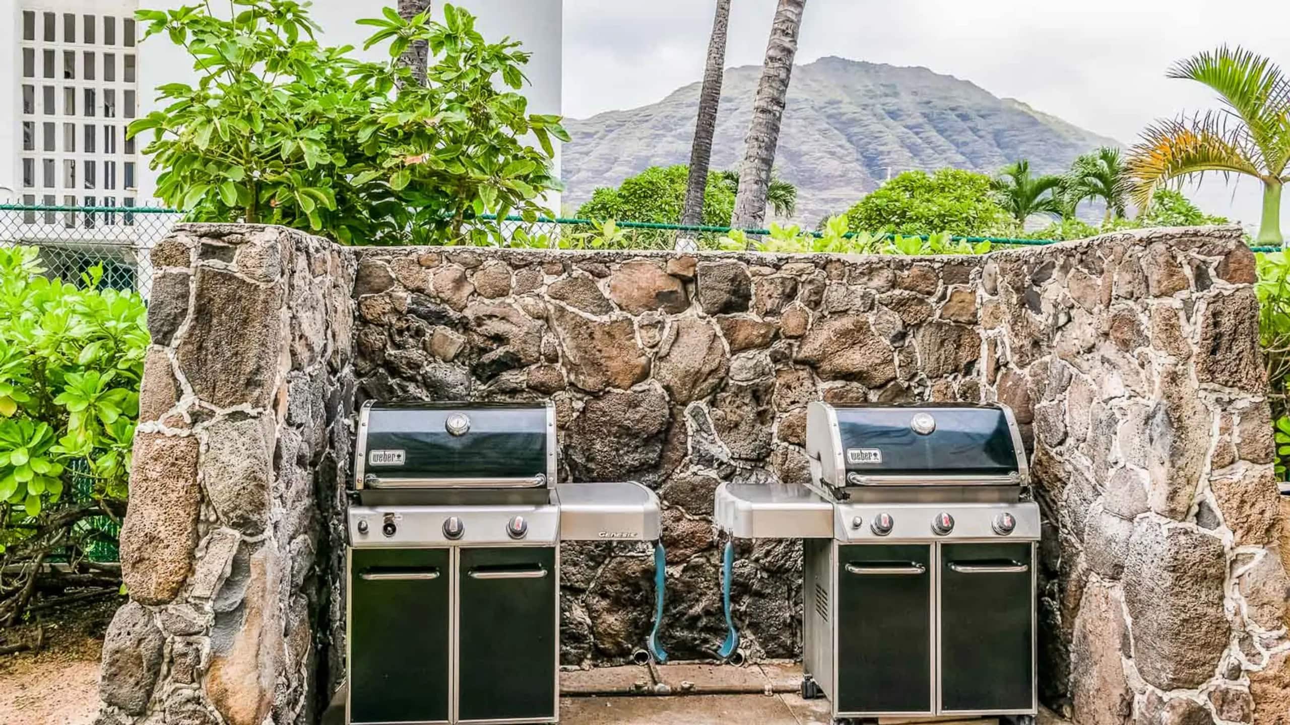 Oceanfront Condo @HI Princess Makaha Pool Hot-tub - Photo 13
