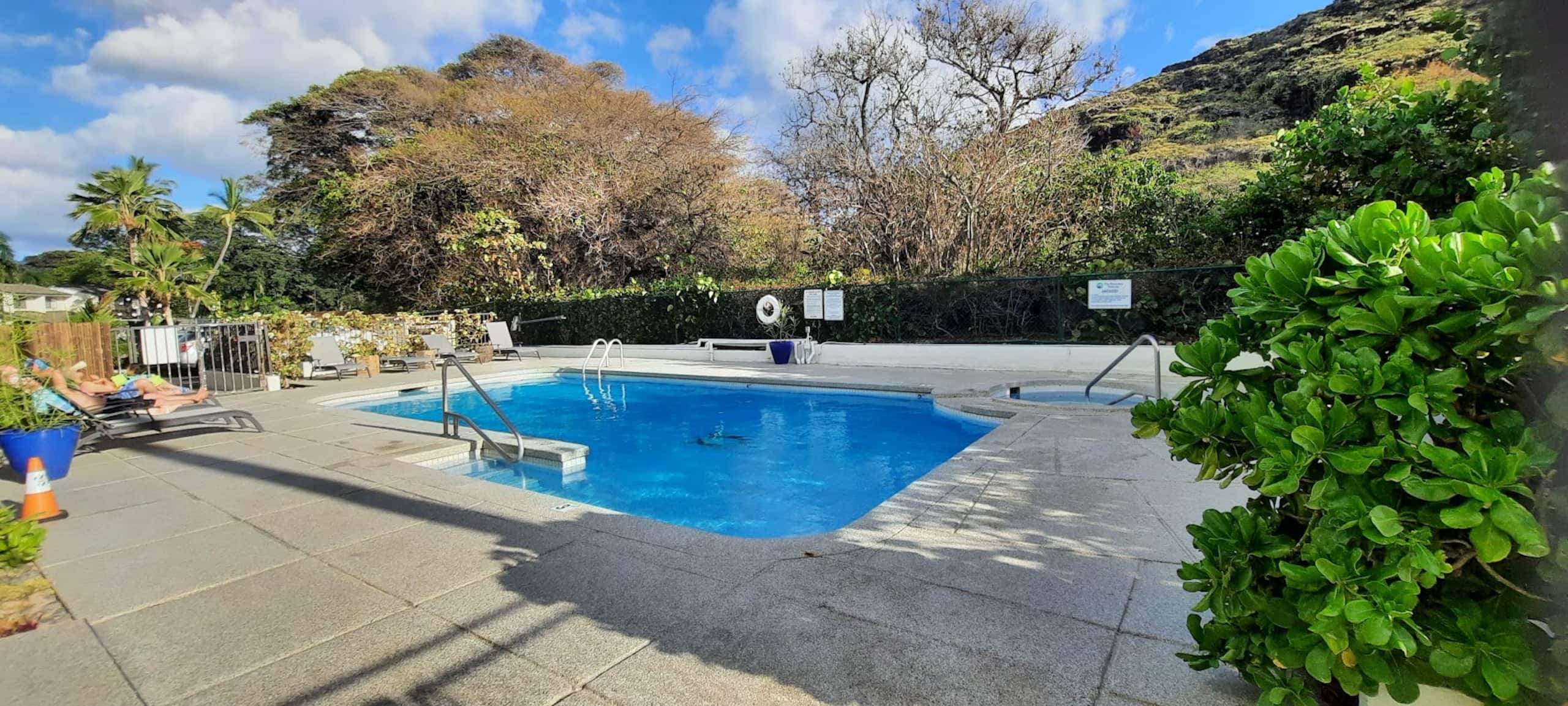 Oceanfront Condo @HI Princess Makaha Pool Hot-tub - Photo 11