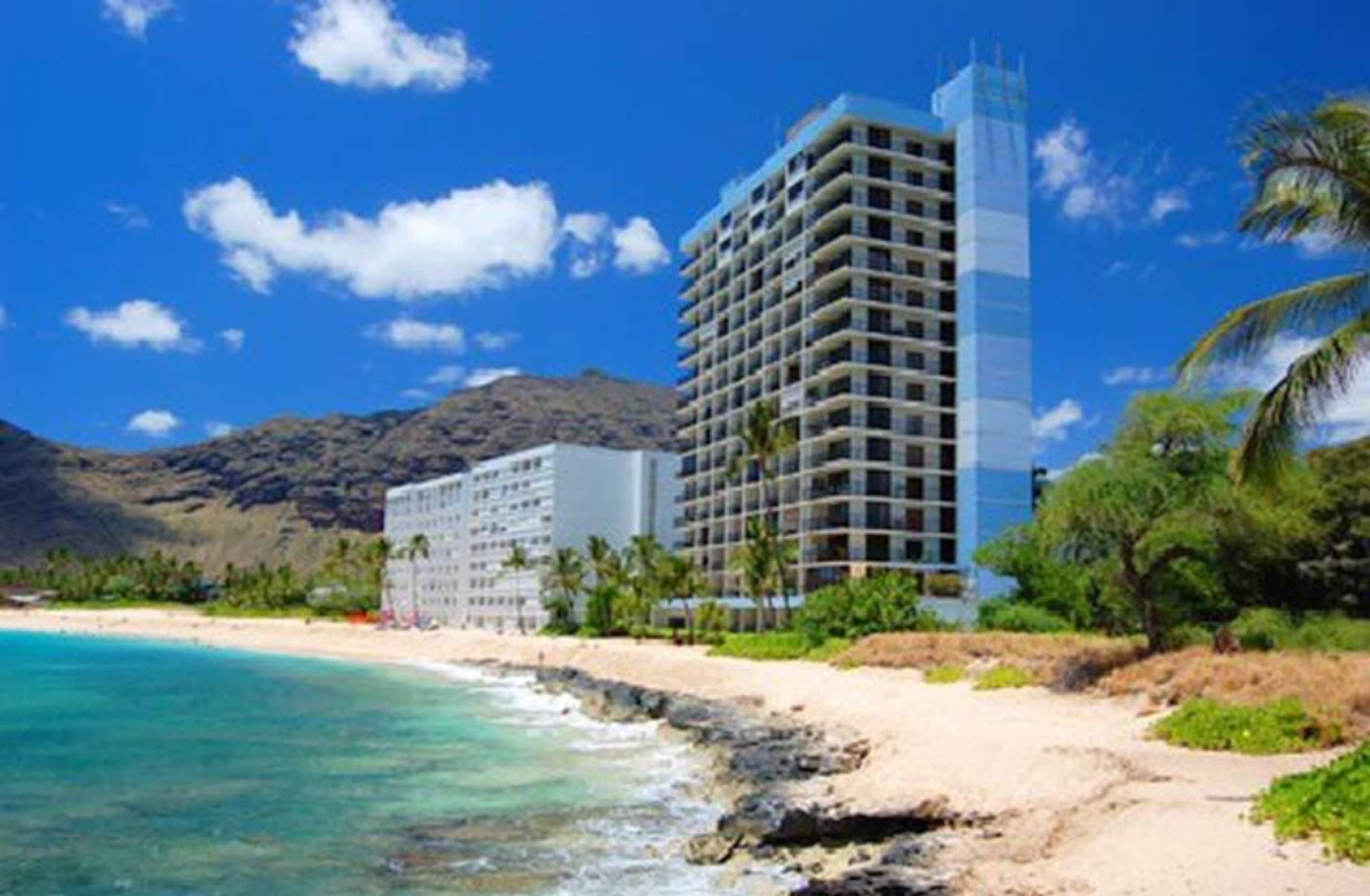 Oceanfront Condo @HI Princess Makaha Pool Hot-tub - Photo 7
