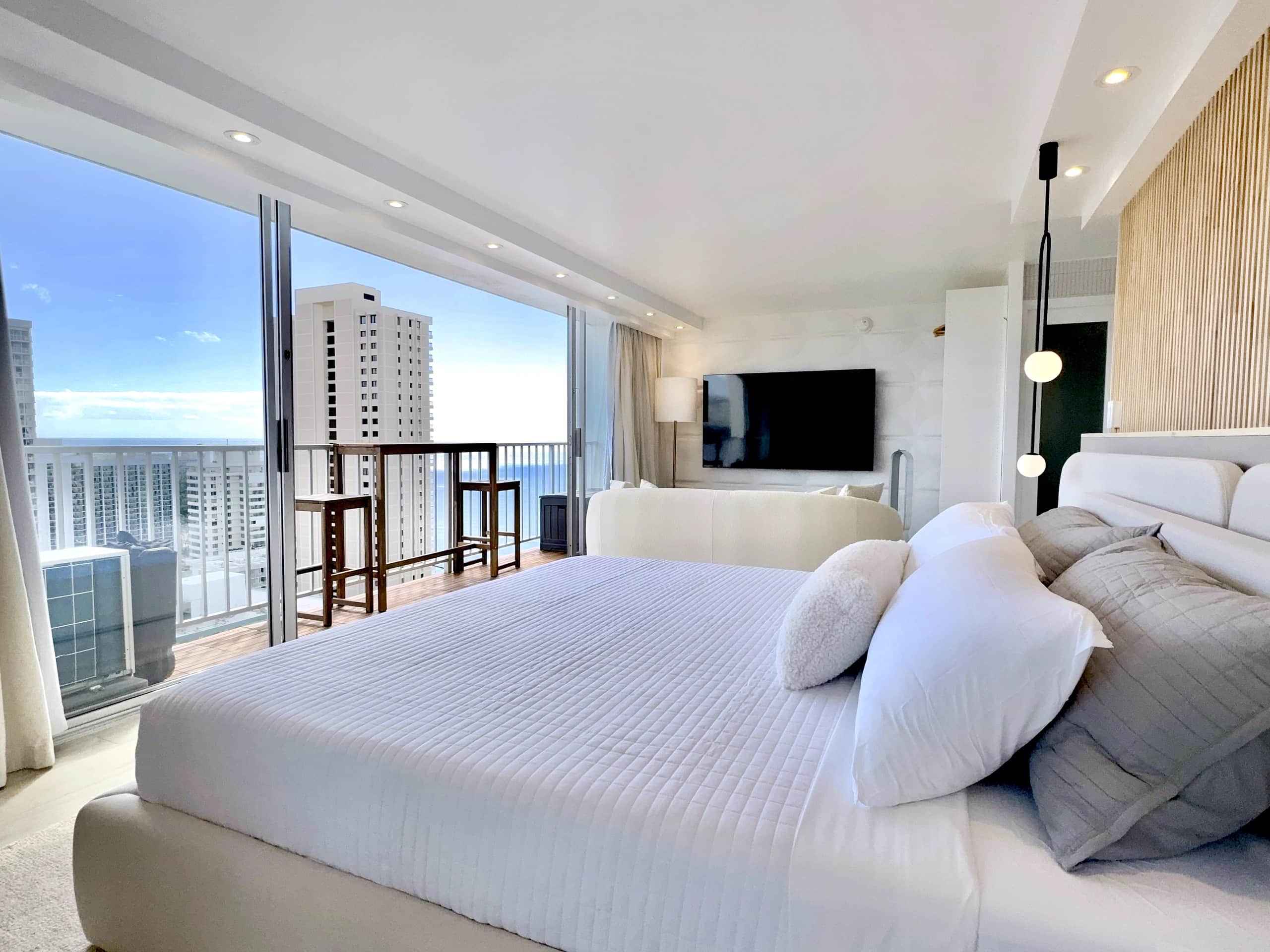 32F-Penthouse Pacific Monarch Studio-Ocean View - Image 20