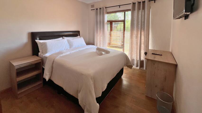 Stunning & Spacious Family Home gallery image 5