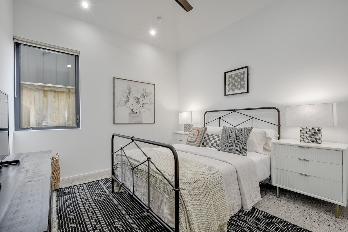 Cozy Serene and Spacious 2BR Retreat