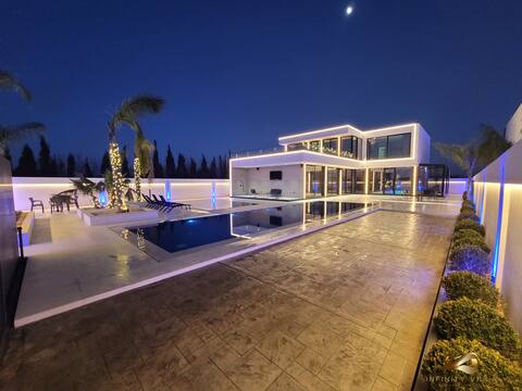 Infinity Villa