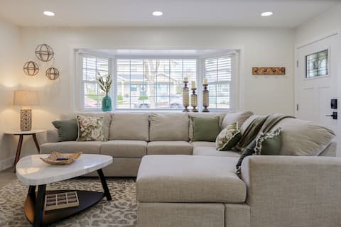 Top performing Airbnb: Historic Roseville Retreat with Hot Tub in Roseville