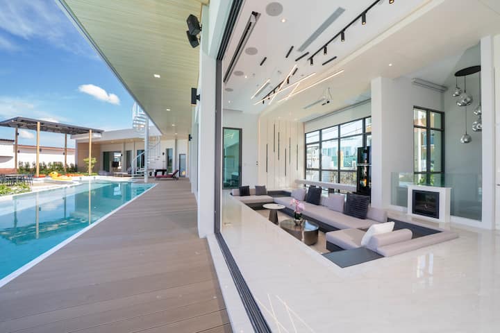 Living area opening to the pool