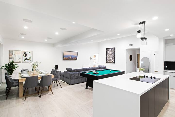 Los Angeles 4-BR Home | Pool | BBQ | Sleeps 10 gallery image 4