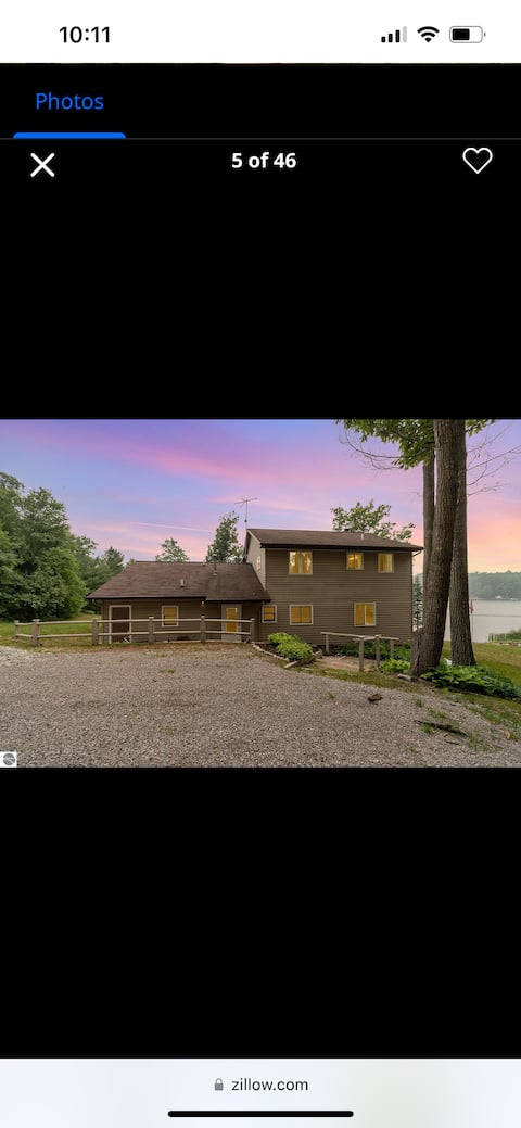 Lake house in Harrison: Sleeps 14+