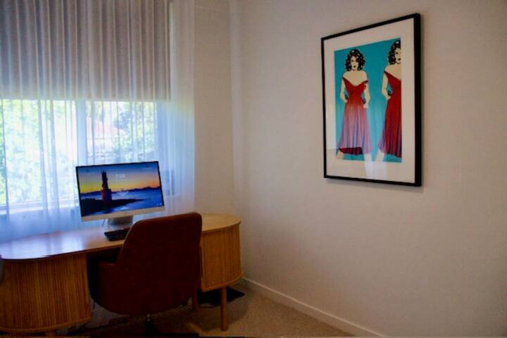 Luxury Armadale apartment gallery image 4