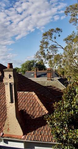 Luxury Armadale apartment gallery image 3