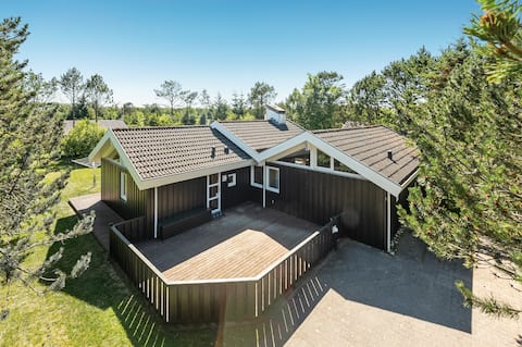 Sommerhus med swimmingpool