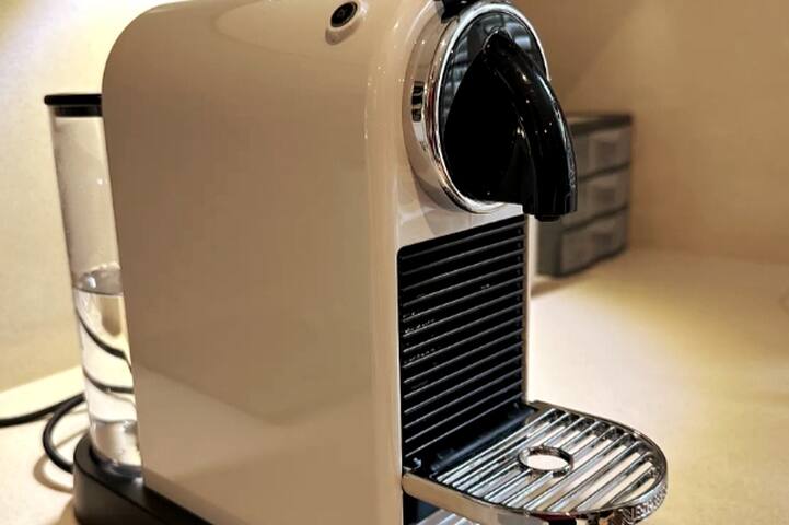 House in the Heart of London gallery image 4