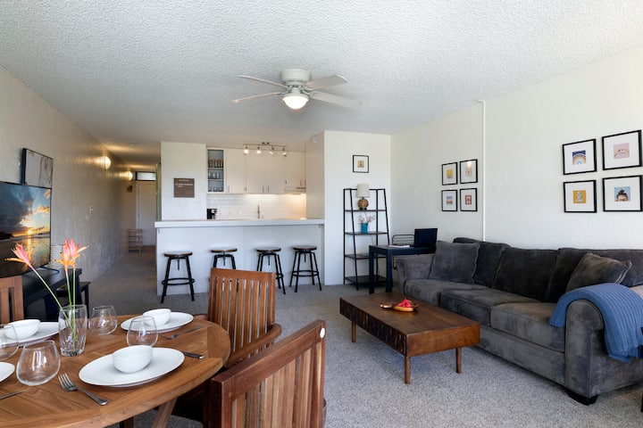 1br 1b Condo-central Kona, Walk To Beach & Dining - Kailua-Kona, HI