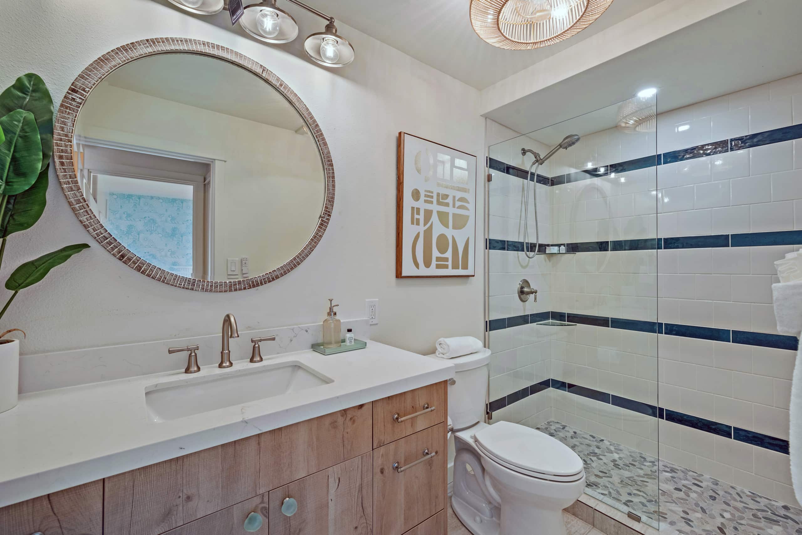 Condo in Wailuku · ★4.93 · 2 bedrooms · 3 beds · 2 private baths - Image 21