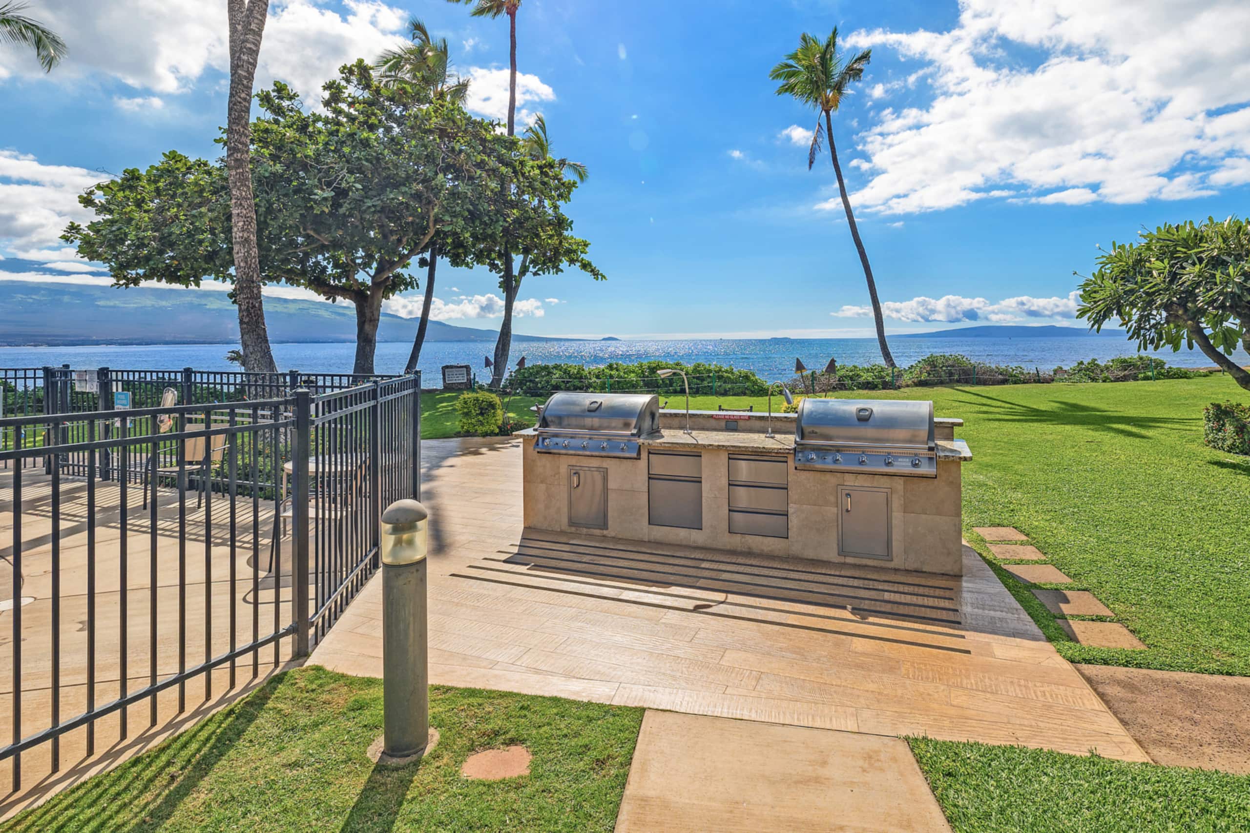 Condo in Wailuku · ★4.93 · 2 bedrooms · 3 beds · 2 private baths - Image 29