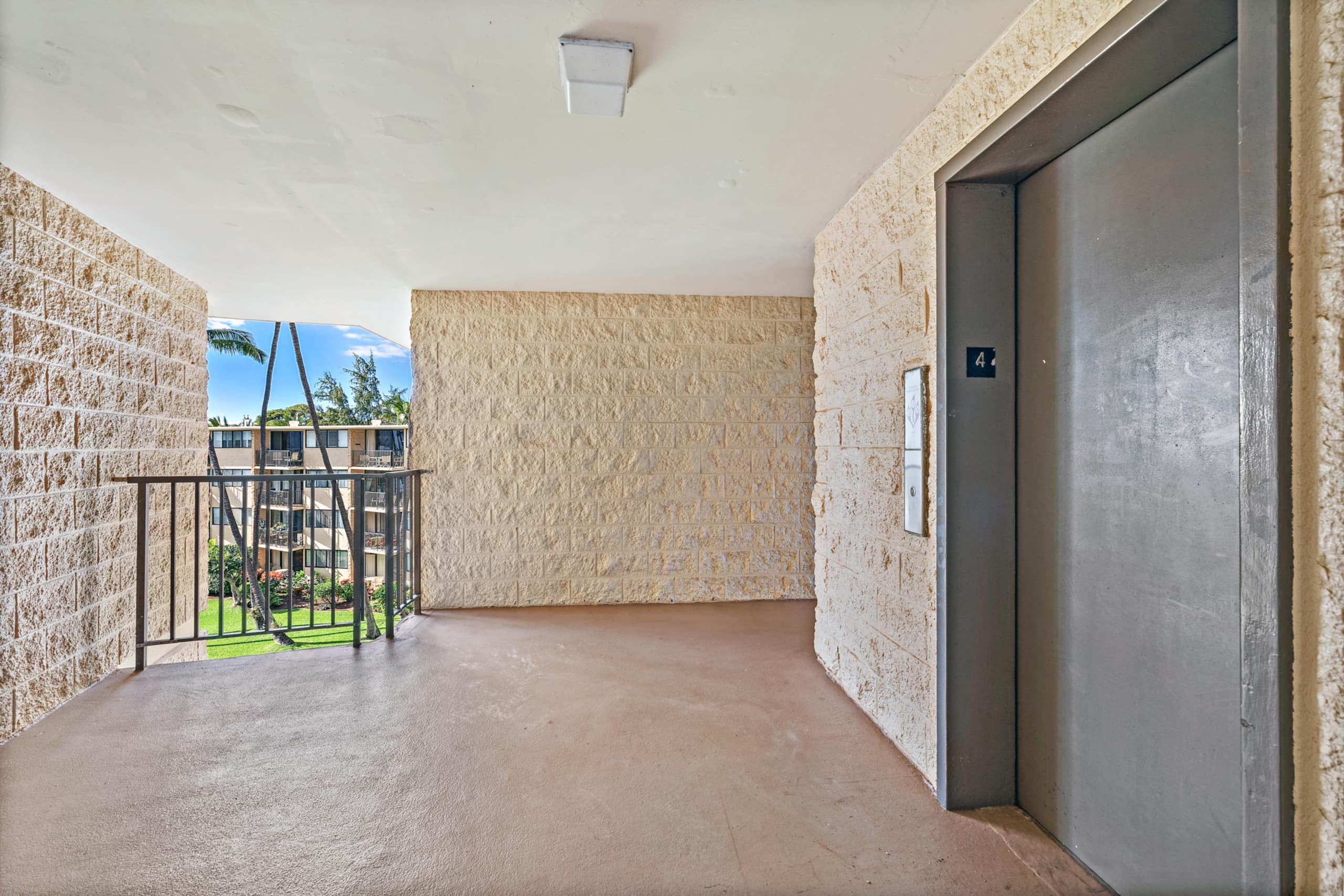 Condo in Wailuku · ★4.93 · 2 bedrooms · 3 beds · 2 private baths - Image 35
