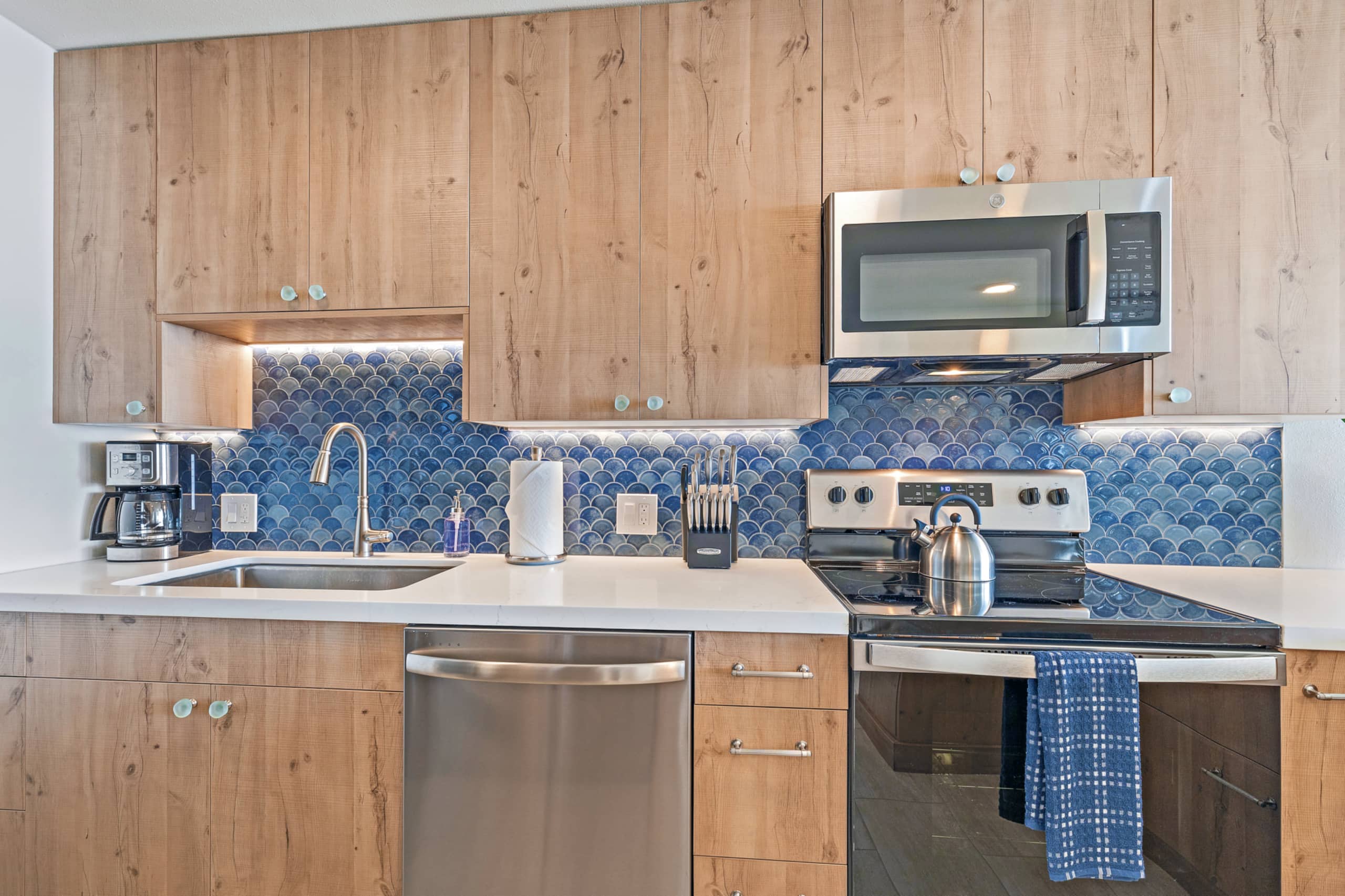 Condo in Wailuku · ★4.93 · 2 bedrooms · 3 beds · 2 private baths - Image 7