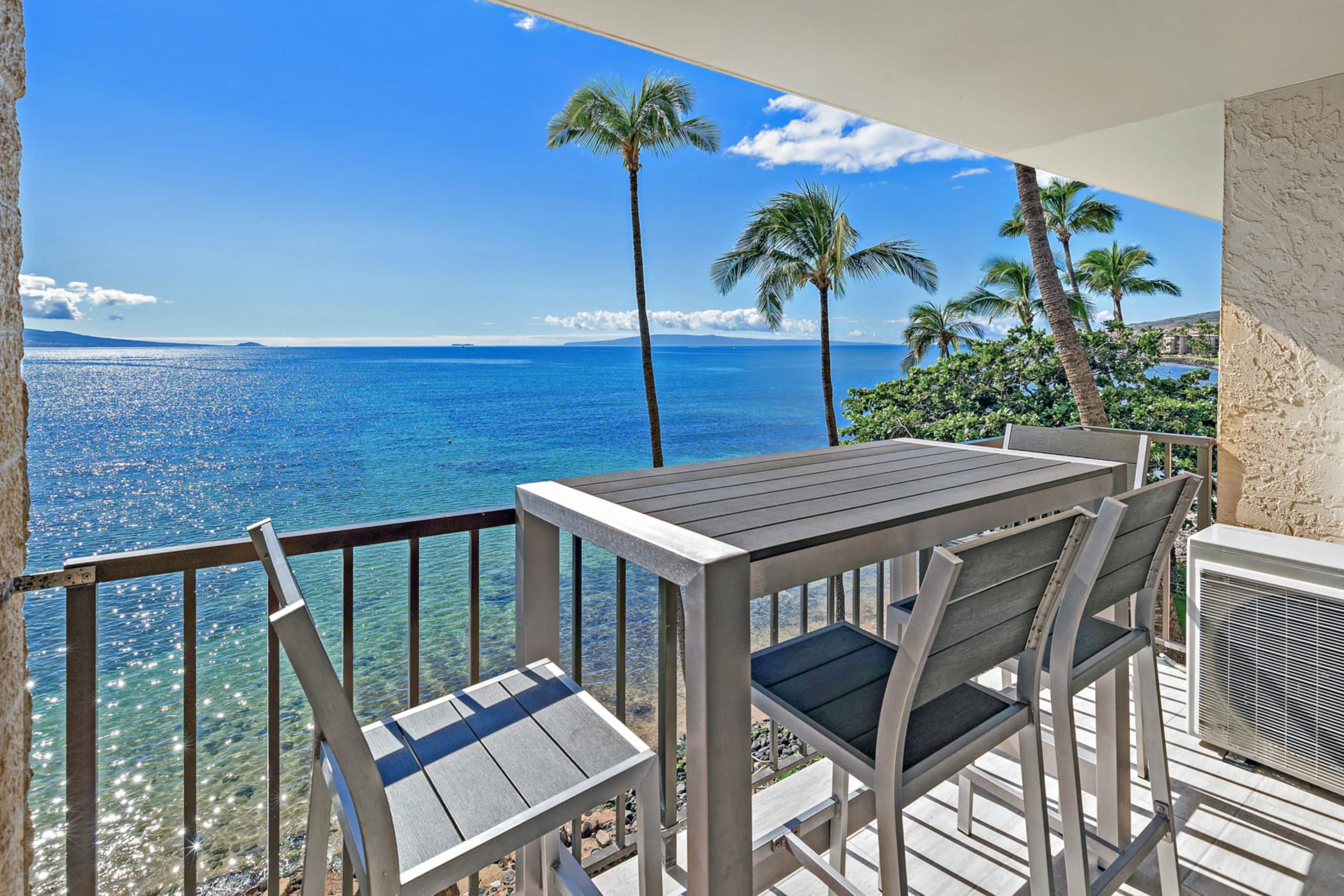 Condo in Wailuku · ★4.93 · 2 bedrooms · 3 beds · 2 private baths - Image 24