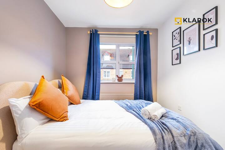 غرفة نوم 2 بسرير مزدوج في أماكن إقامة قصيرة في Klarok إقامة قصيرة وأماكن إقامة مزودة بالخدمات